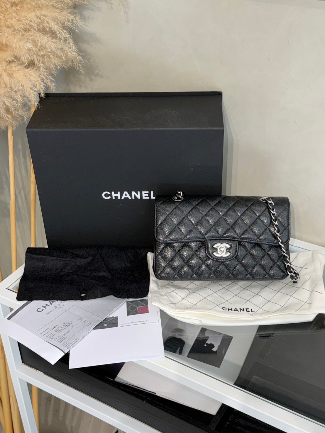CHANEL 經典口蓋包 CF23 - 粒面牛皮黑銀