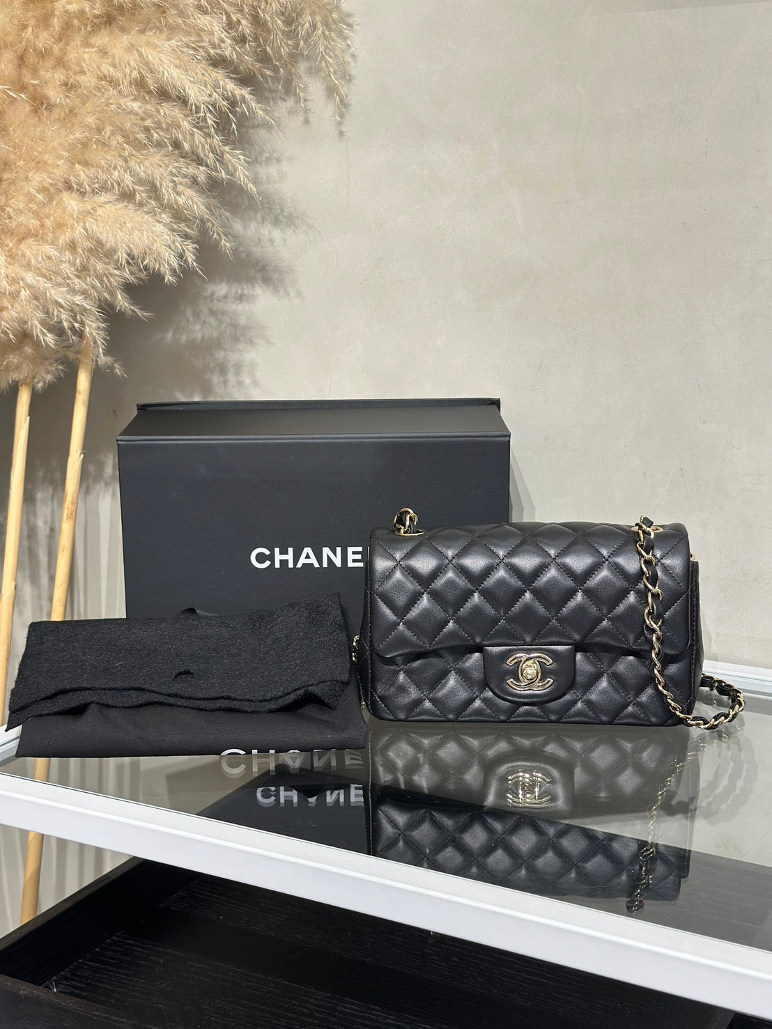 CHANEL 經典口蓋包Mini CF20 - 黑金