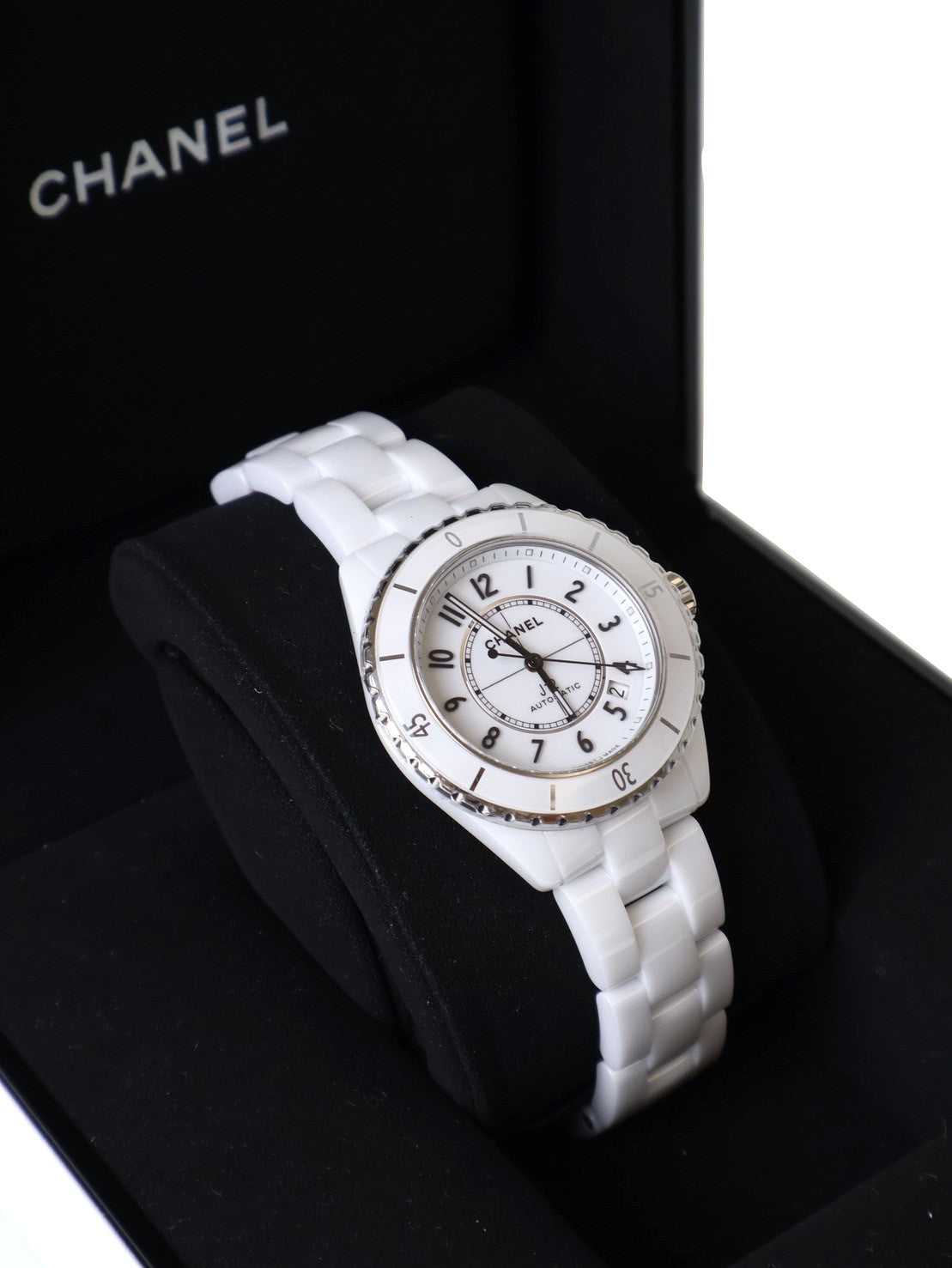 CHANEL J12 Calibre 12.1型機芯腕錶 - 白陶瓷38mm