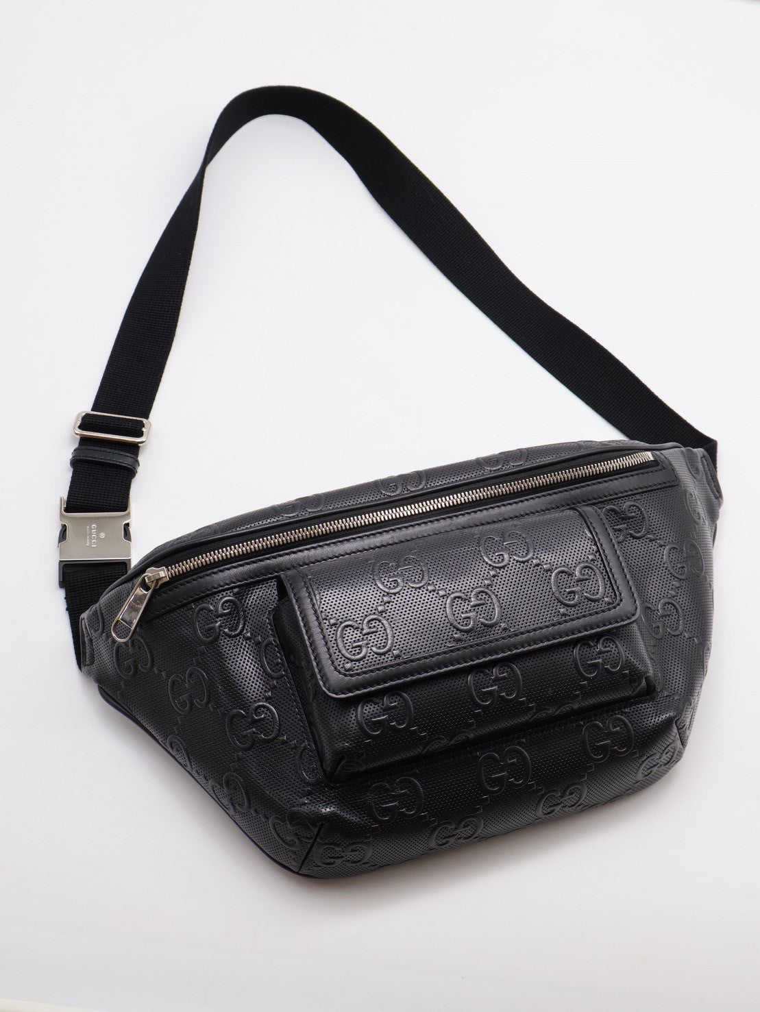 GUCCI 立體老花壓紋腰包 - all black