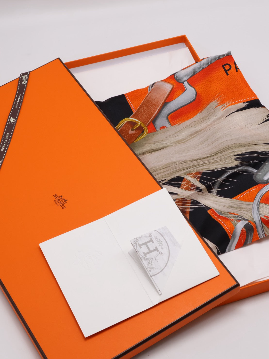 HERMES Projets Carres Poncho 馬具博物館披肩 140 - 黑