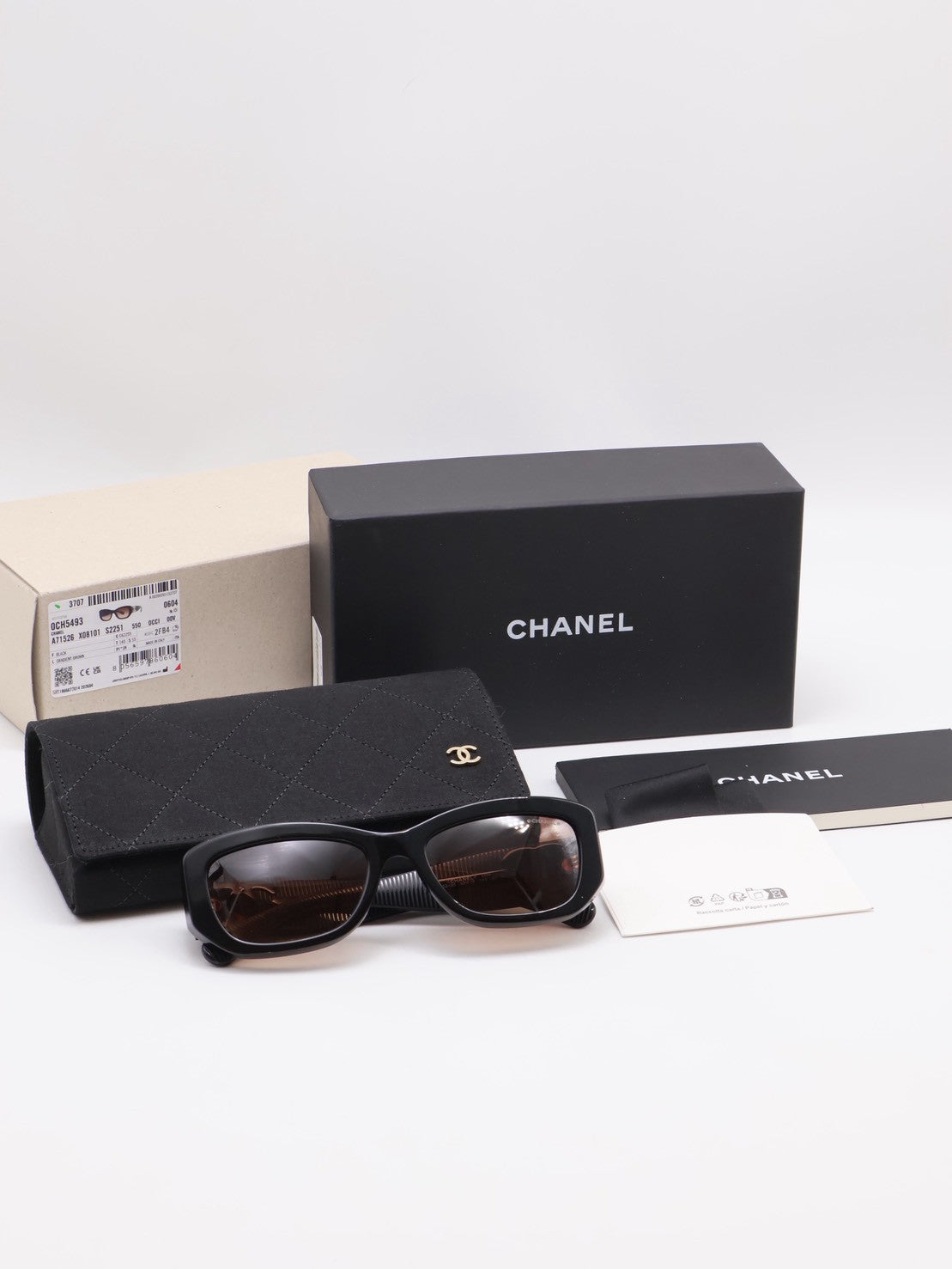 CHANEL 雙C長方形太陽眼鏡 - 黑