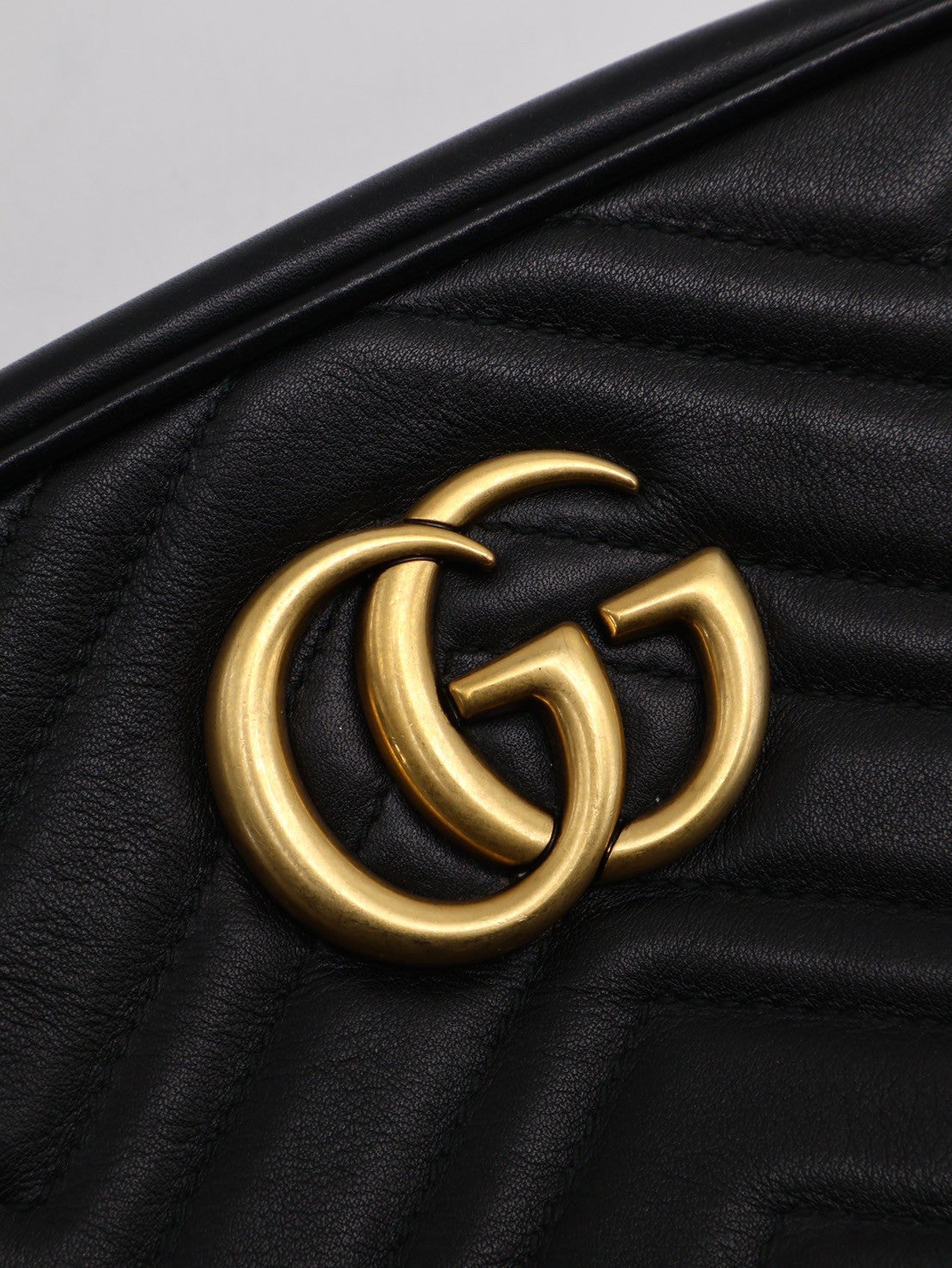 GUCCI Marmont相機包 - 小號黑金