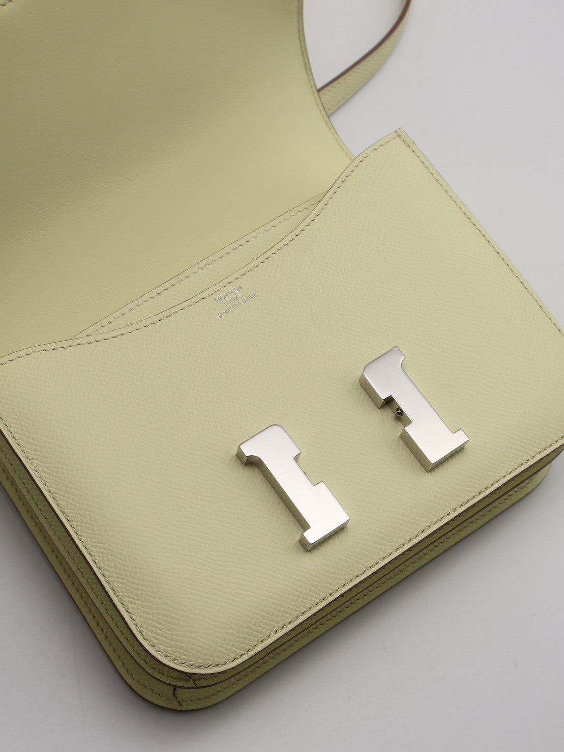 HERMES Mini constance 19 - 米爾頓黃銀 W