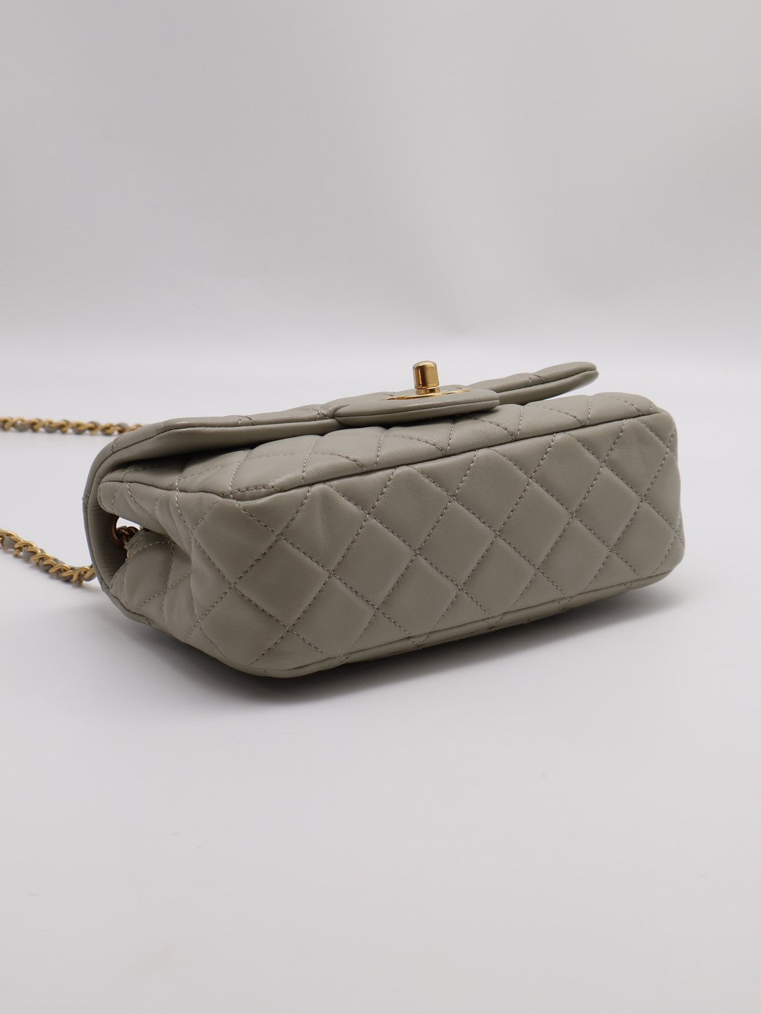 CHANEL 經典口蓋包 Mini CF20 - 鼠尾草灰金