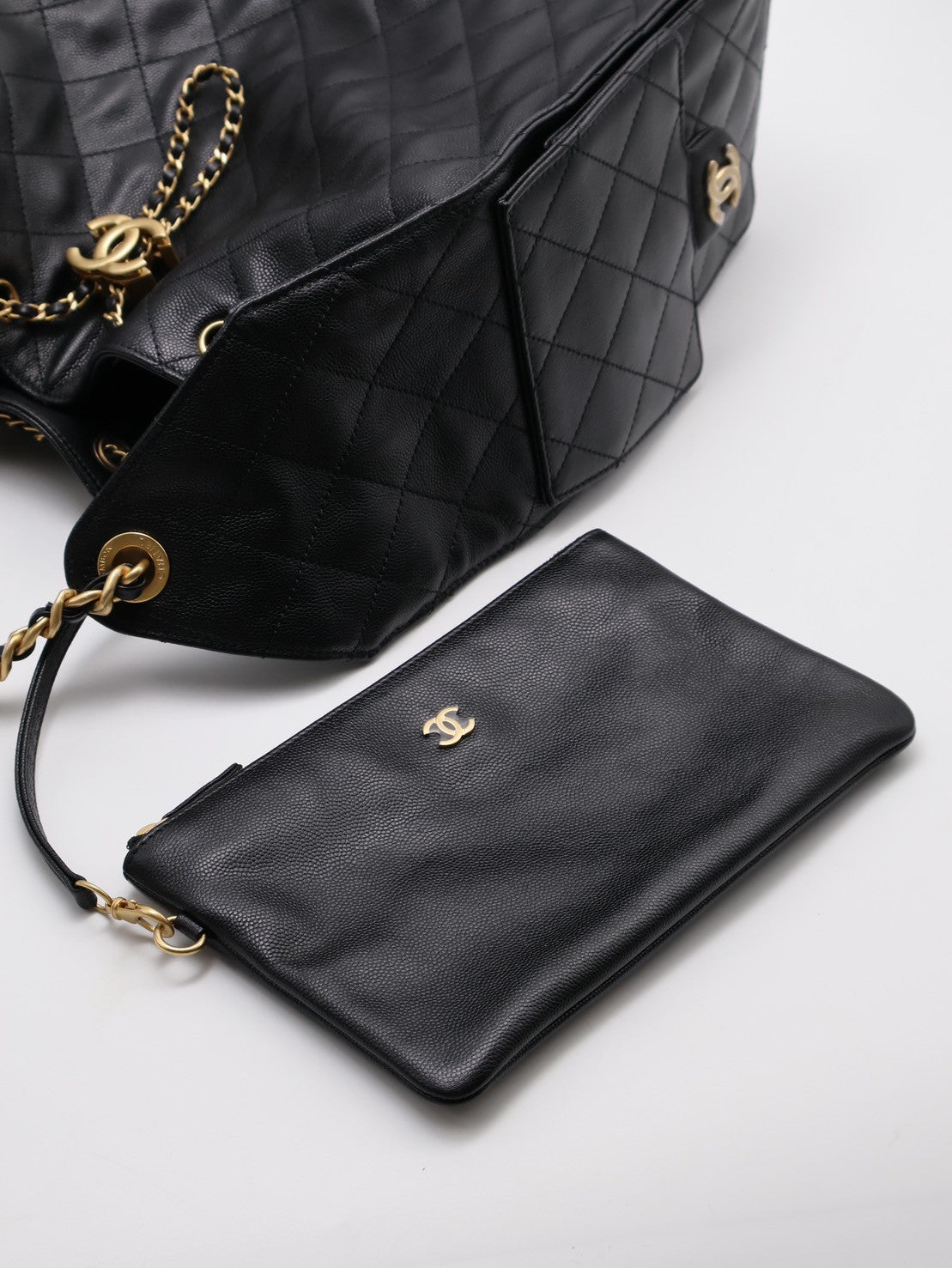 CHANEL 25 Hobo bag - 中號黑金