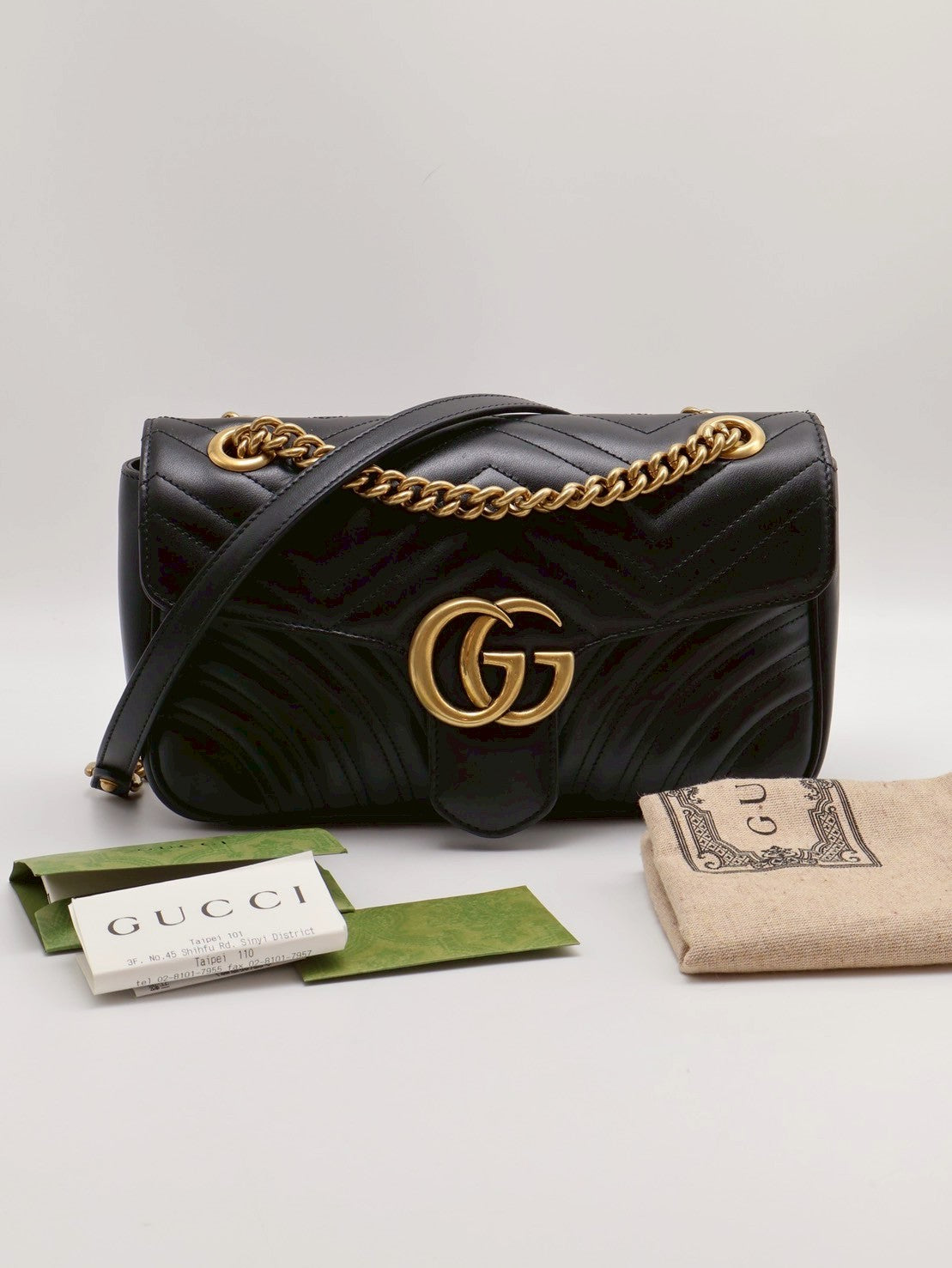 GUCCI Marmont Matelasse斜背包 - 26小號黑金