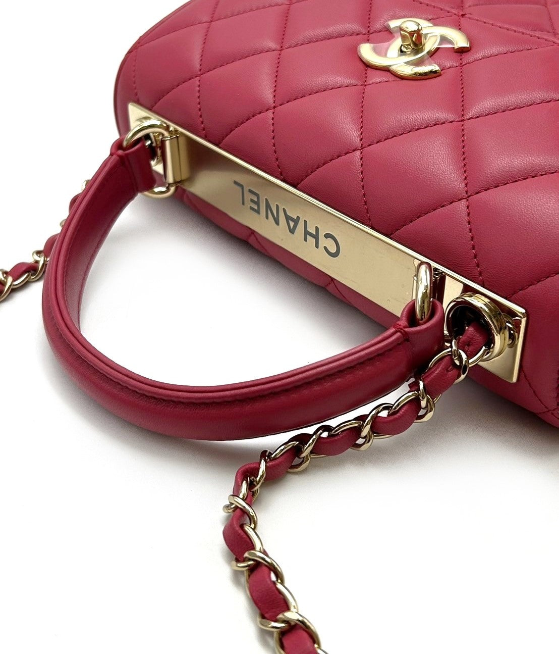 【二手商品】CHANEL Trendy handle - 小號莓紅金26開