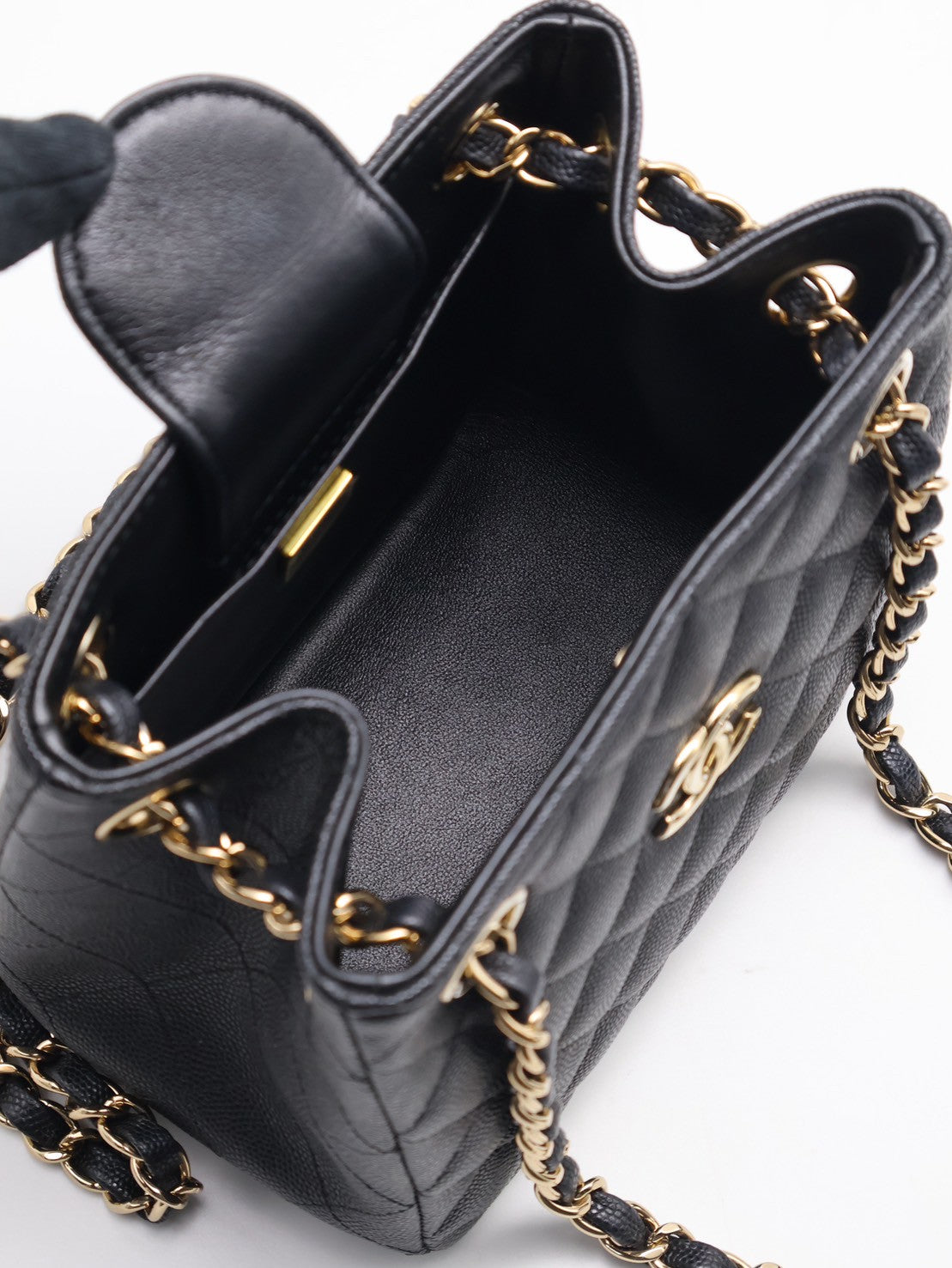 CHANEL Mini tote粒面牛皮水桶包