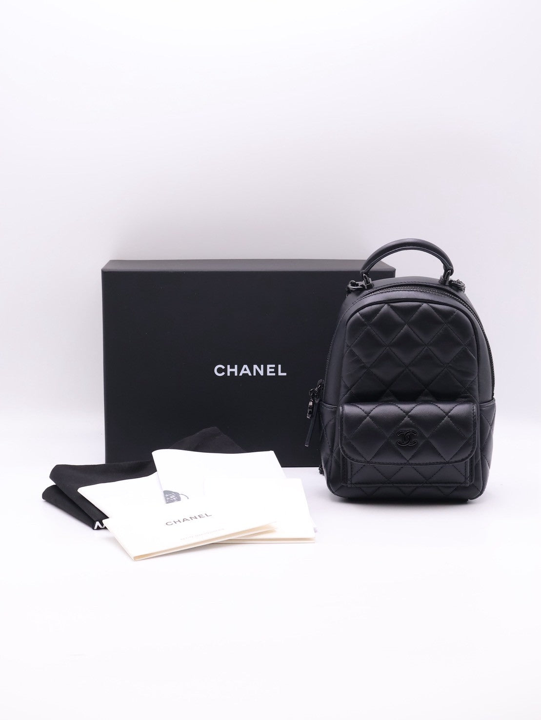 CHANEL 25P羊皮迷你後背包 - So Black