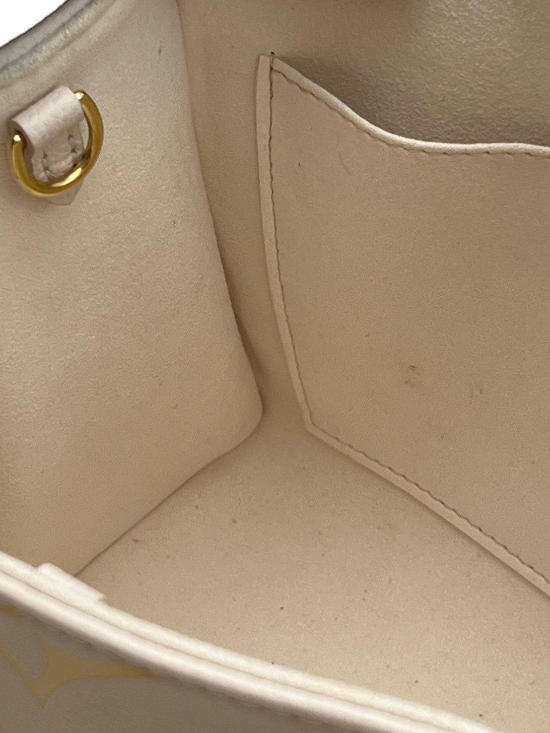 LOUIS VUITTON On the go - 小號彩字