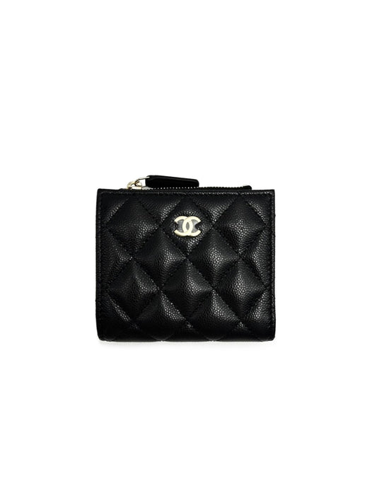 CHANEL 經典粒面牛皮雙折短夾 - 黑金