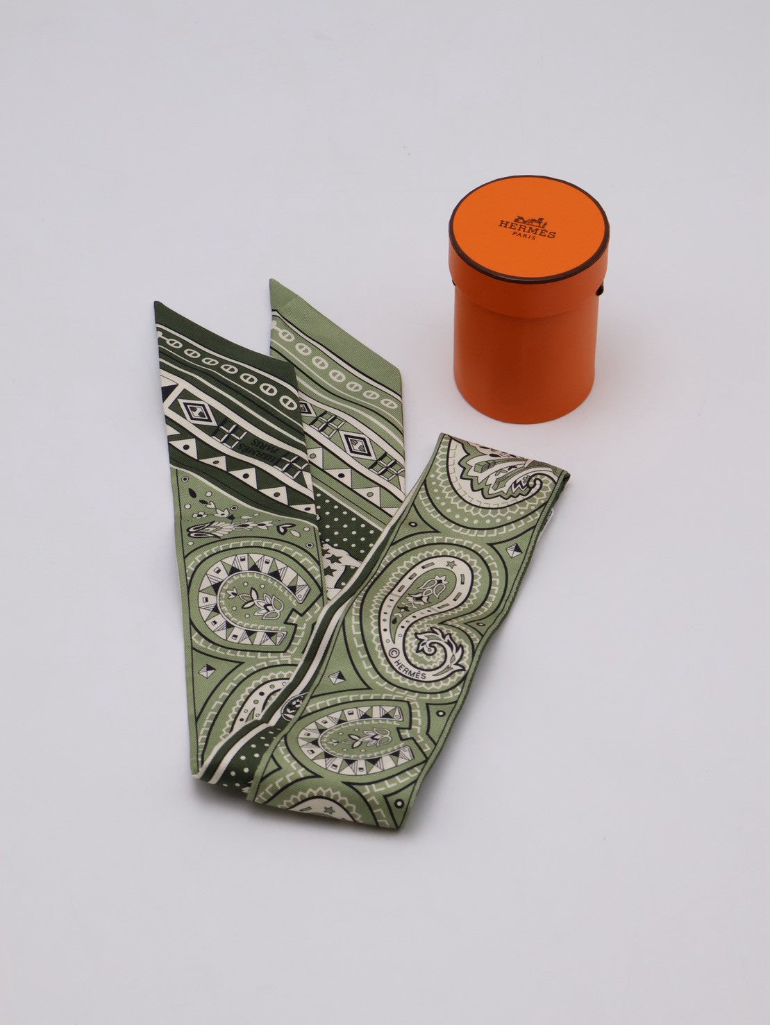 HERMES Cheval de Coeur Bandana愛心駿馬Twilly - 綠