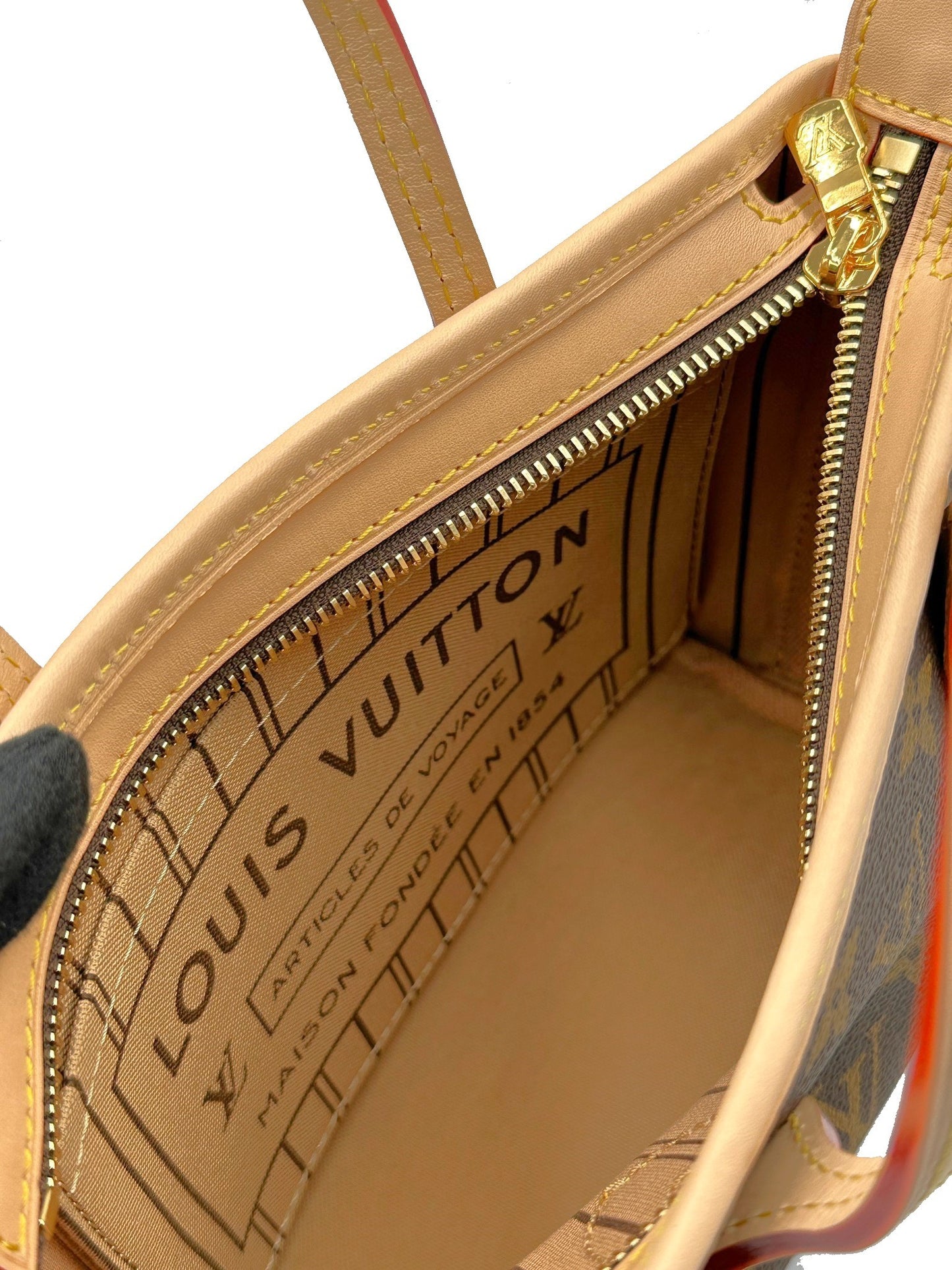 LOUIS VUITTON Neverfull BB