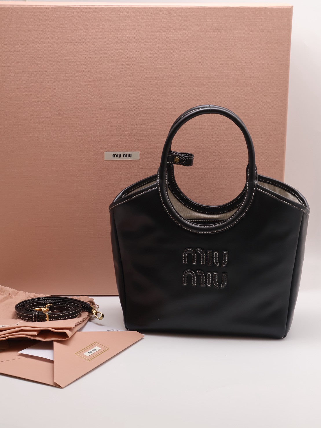 Miu Miu Ivy手提托特包 - 小號黑