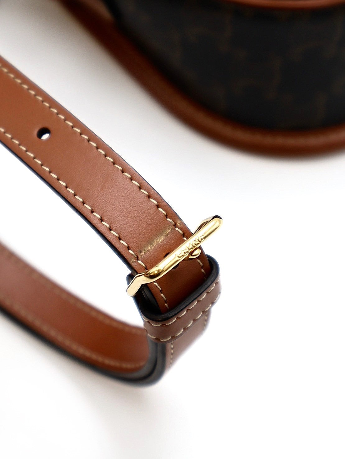 CELINE 凱旋帆布馬鞍包