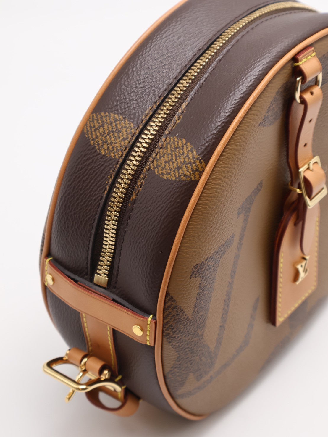 LOUIS VUITTON 拚色圓餅包