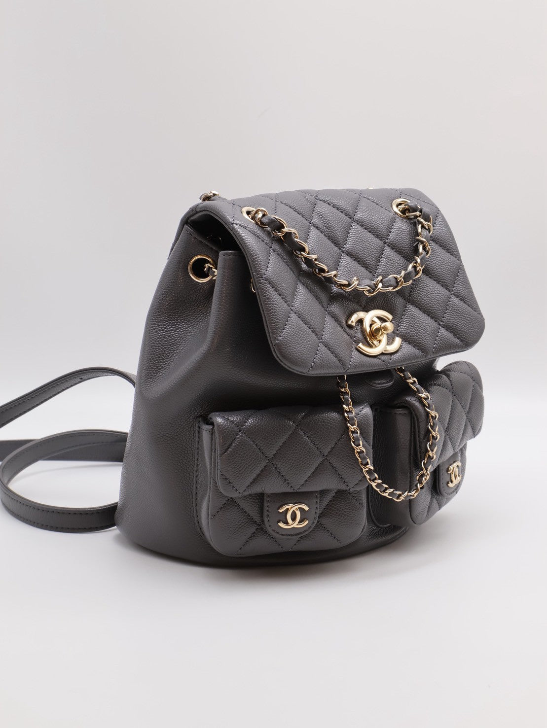 CHANEL Duma青蛙後背包 - 中號深灰金