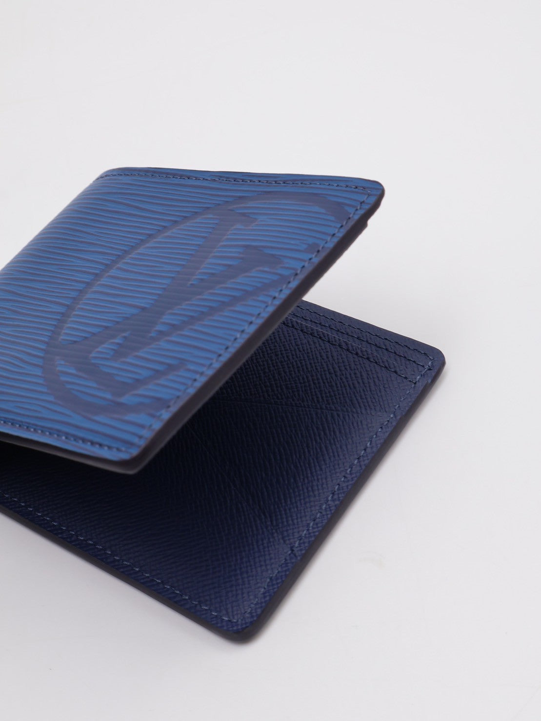 LOUIS VUITTON Multiple水波紋雙折皮夾 - 藍