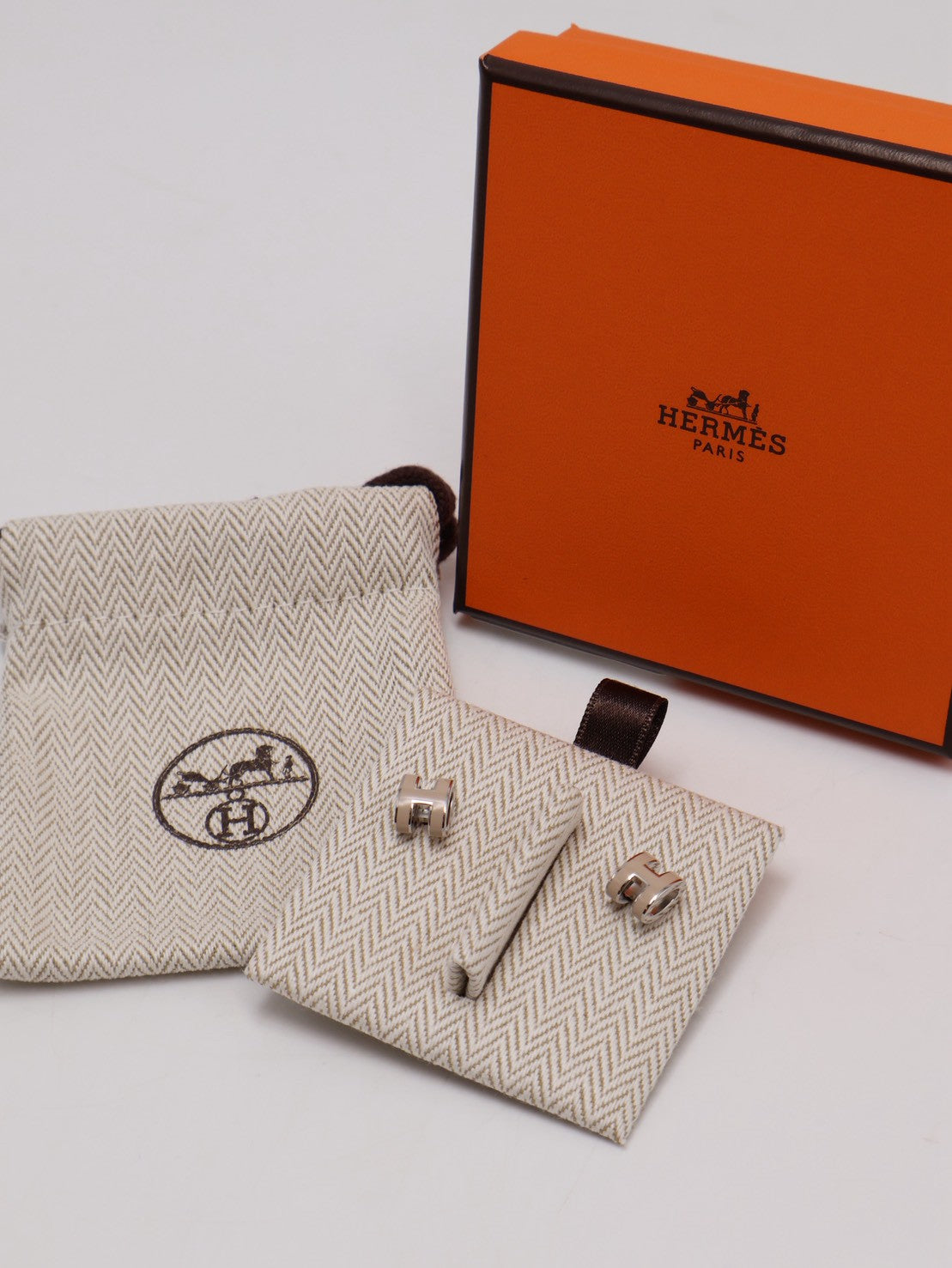 HERMES Mini Pop H耳環 - 奶茶銀