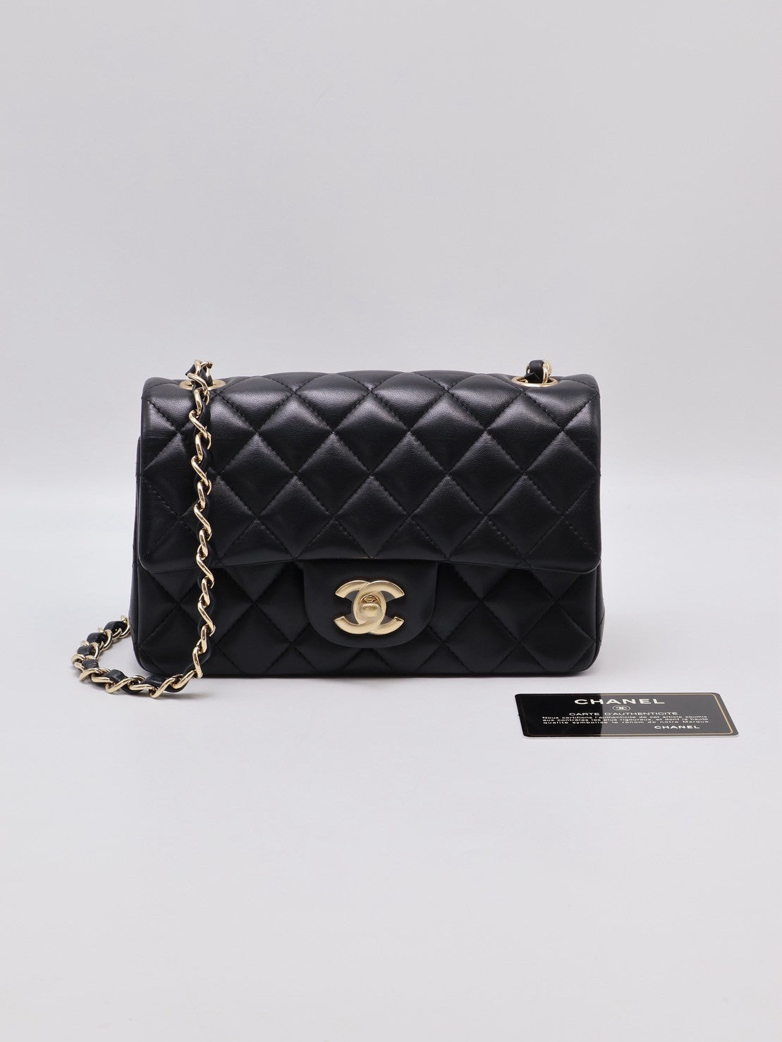 CHANEL 經典口蓋包Mini CF20 - 黑金23開