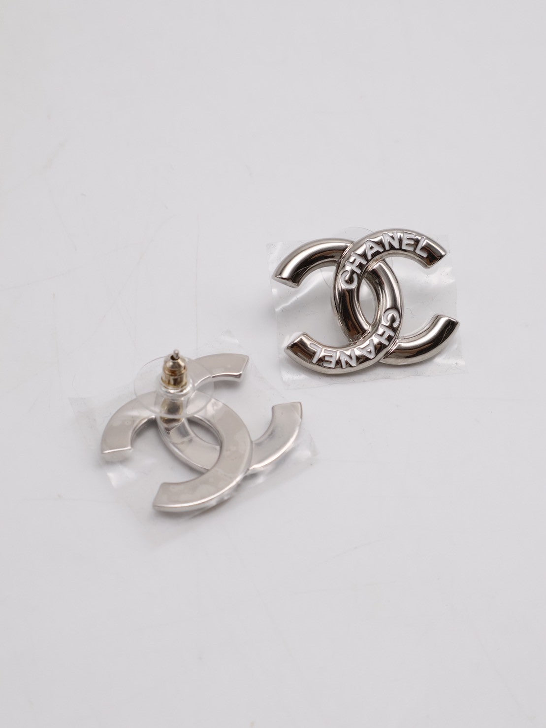 CHANEL 25C白琺瑯CHANEL雙C耳環