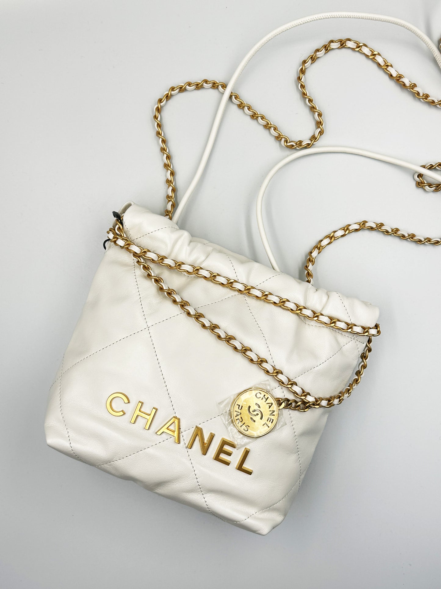 CHANEL 22 Mini bag - 奶白金