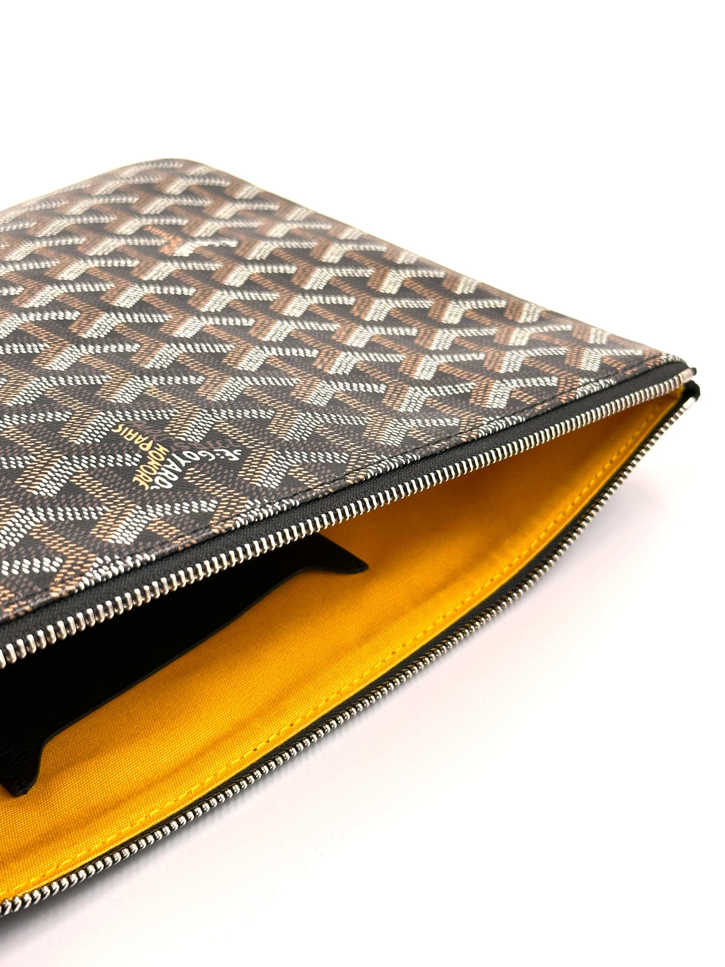 GOYARD 小牛皮手拿包