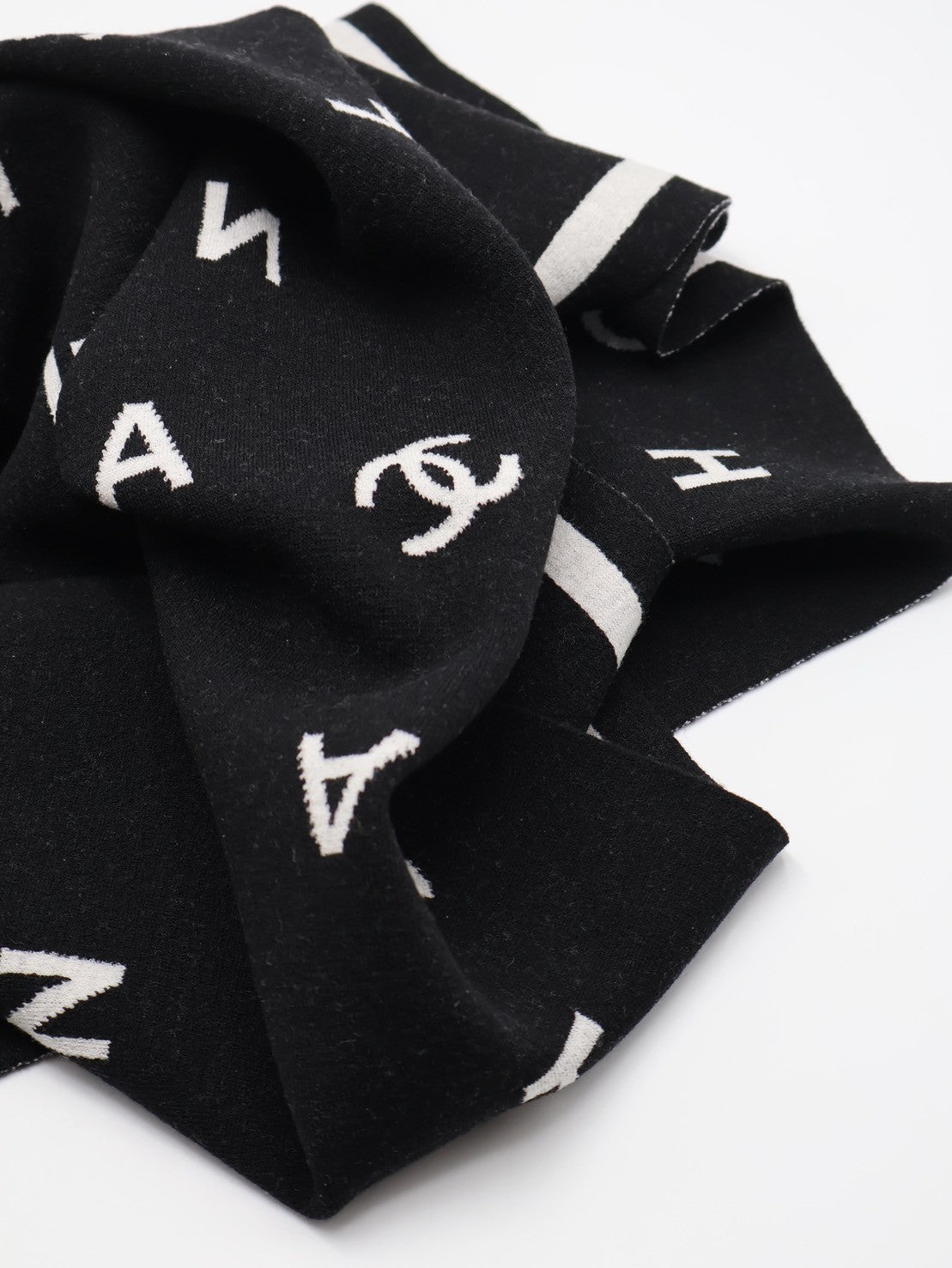 CHANEL 25C雙面針織圍巾 - 黑