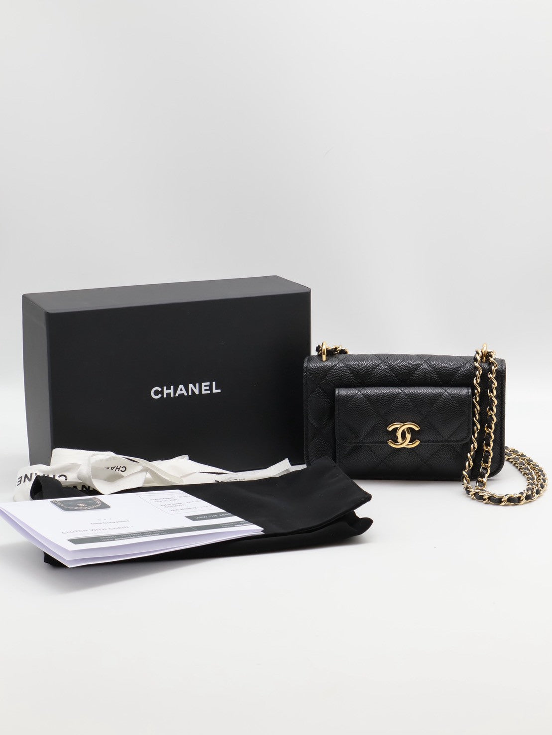 CHANEL 22A粒面牛皮迷你WOC - 黑金