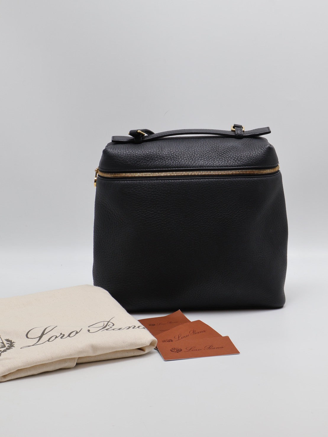 Loro piana Extra Pocket 後背包 23.5 - 粒面牛皮黑金