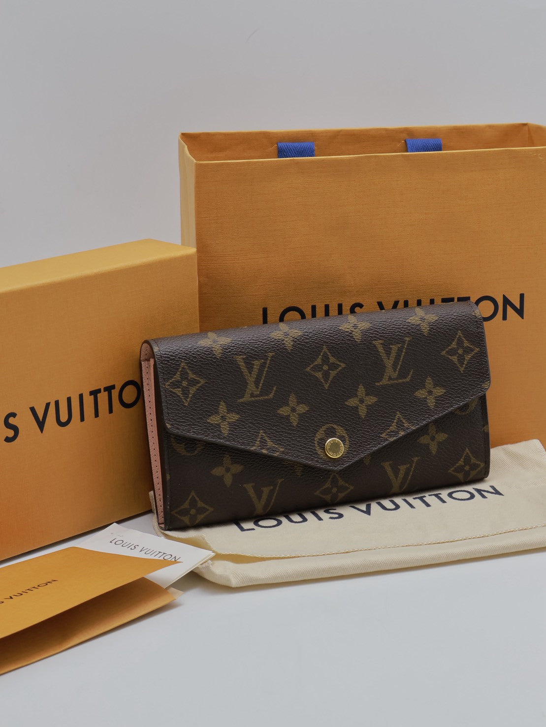 LOUIS VUITTON Sarah翻蓋長夾 - 芭蕾粉