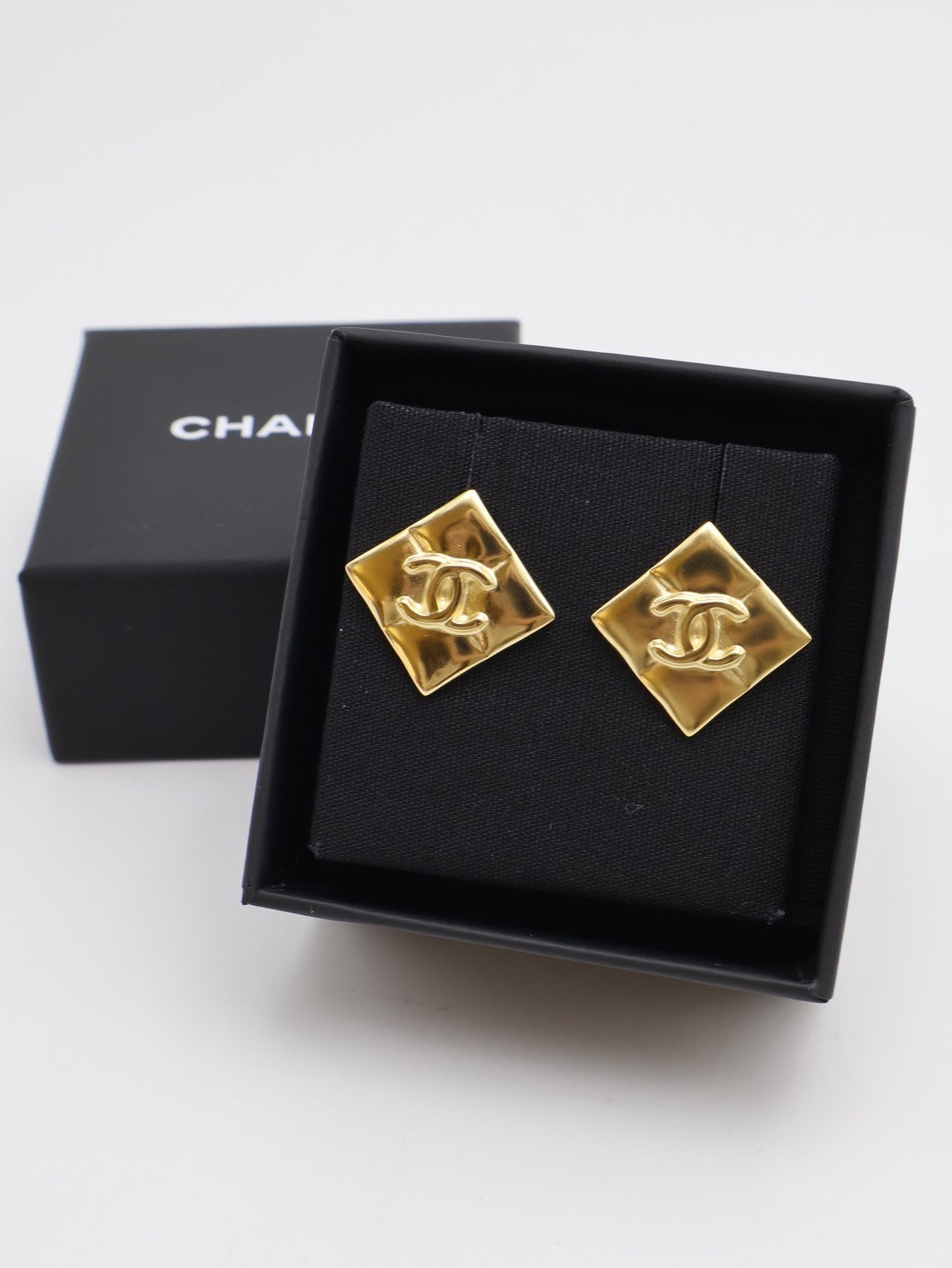 CHANEL 24K菱形雙C耳環