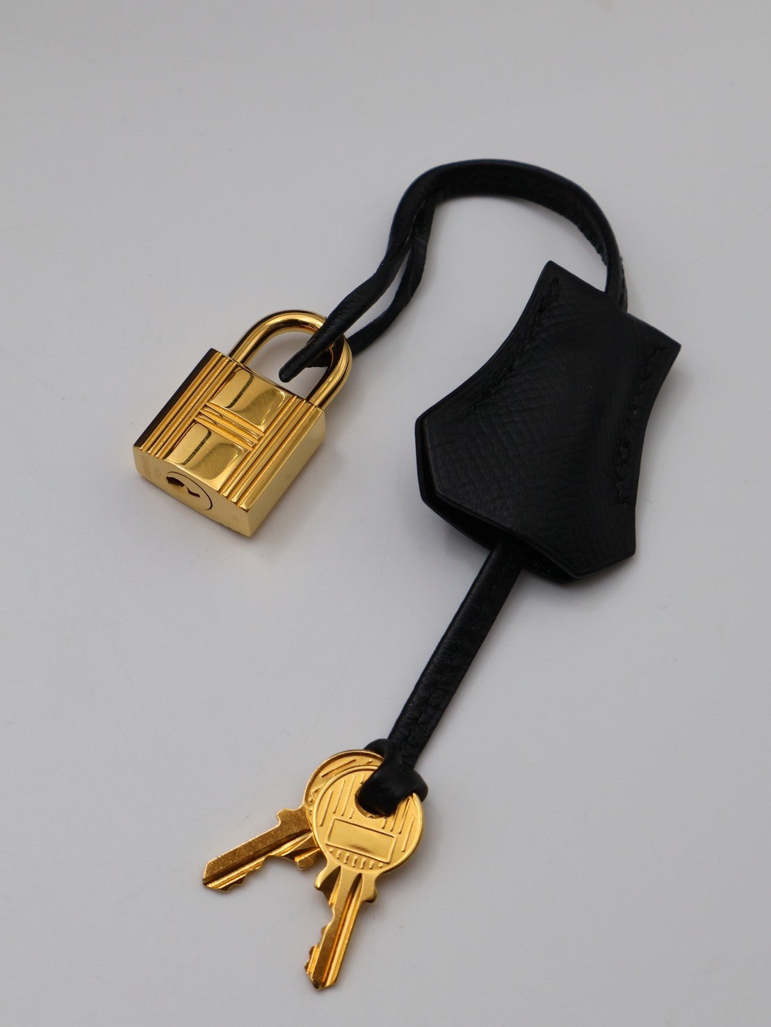 HERMES Kelly 28 - 黑金 A