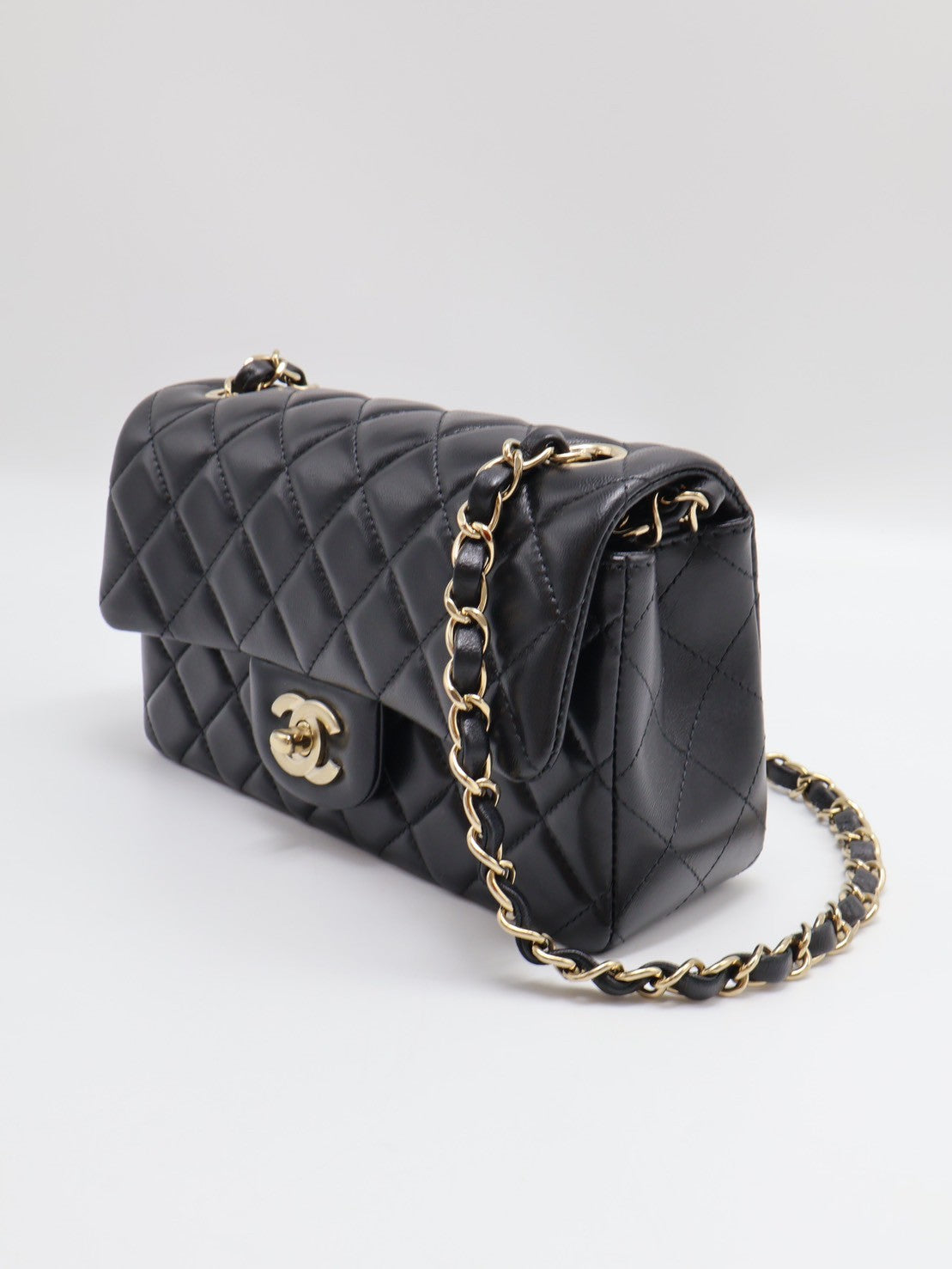 CHANEL 經典口蓋包 Mini CF20 - 黑金