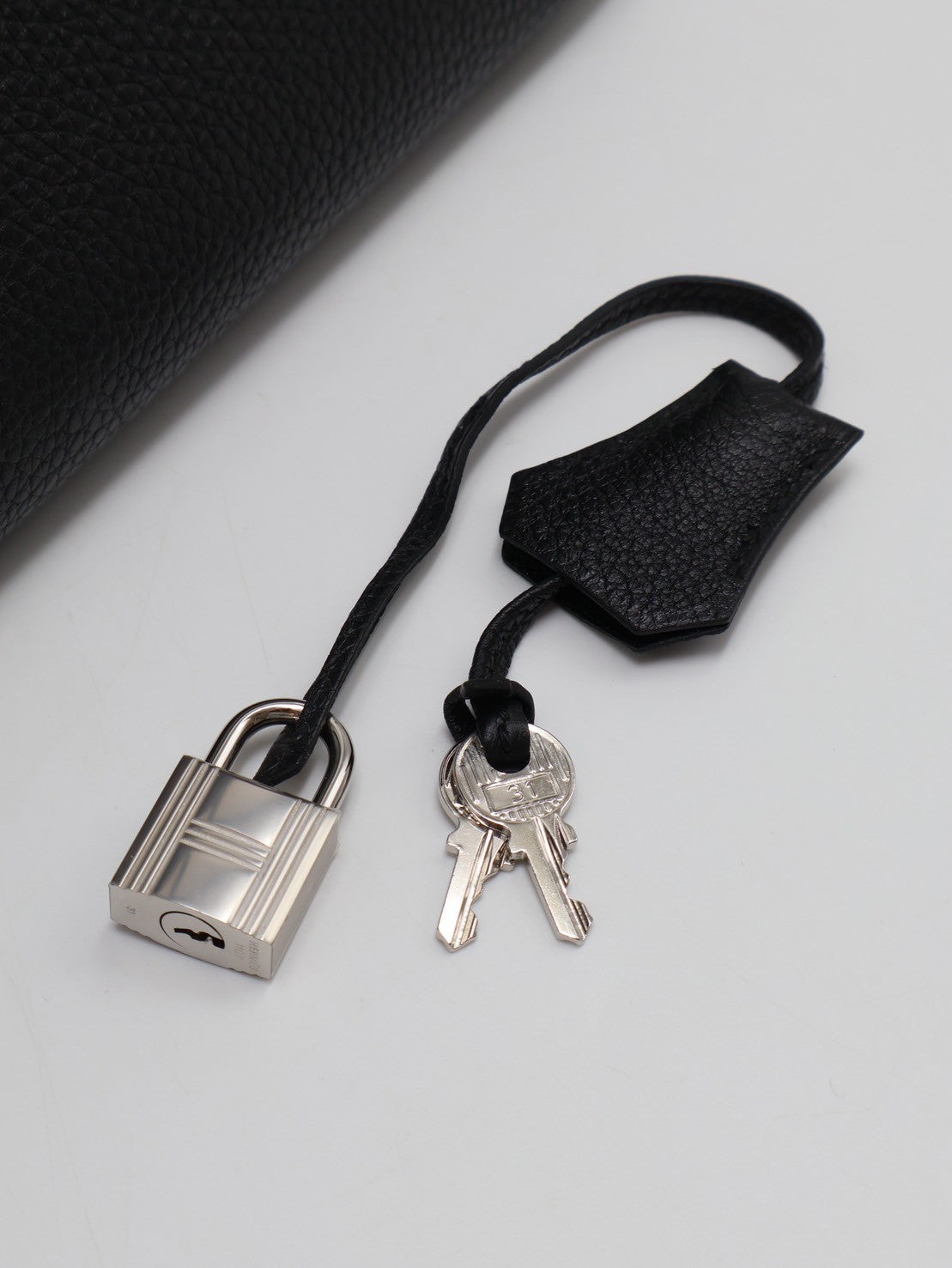 HERMES Kelly 32 - 黑銀 🅀