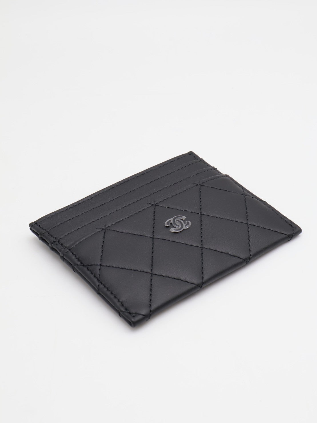 CHANEL 經典羊皮名片夾 - so black