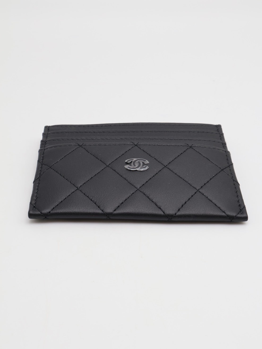 CHANEL 經典羊皮名片夾 - so black