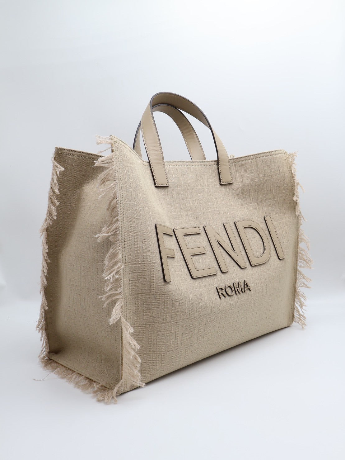 FENDI 大型流蘇Tote - 米