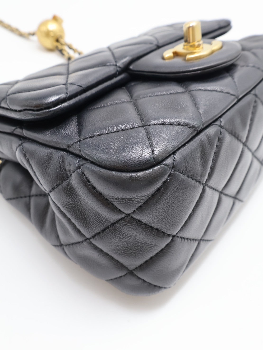 CHANEL 經典口蓋包方胖子 17 - 金球黑金