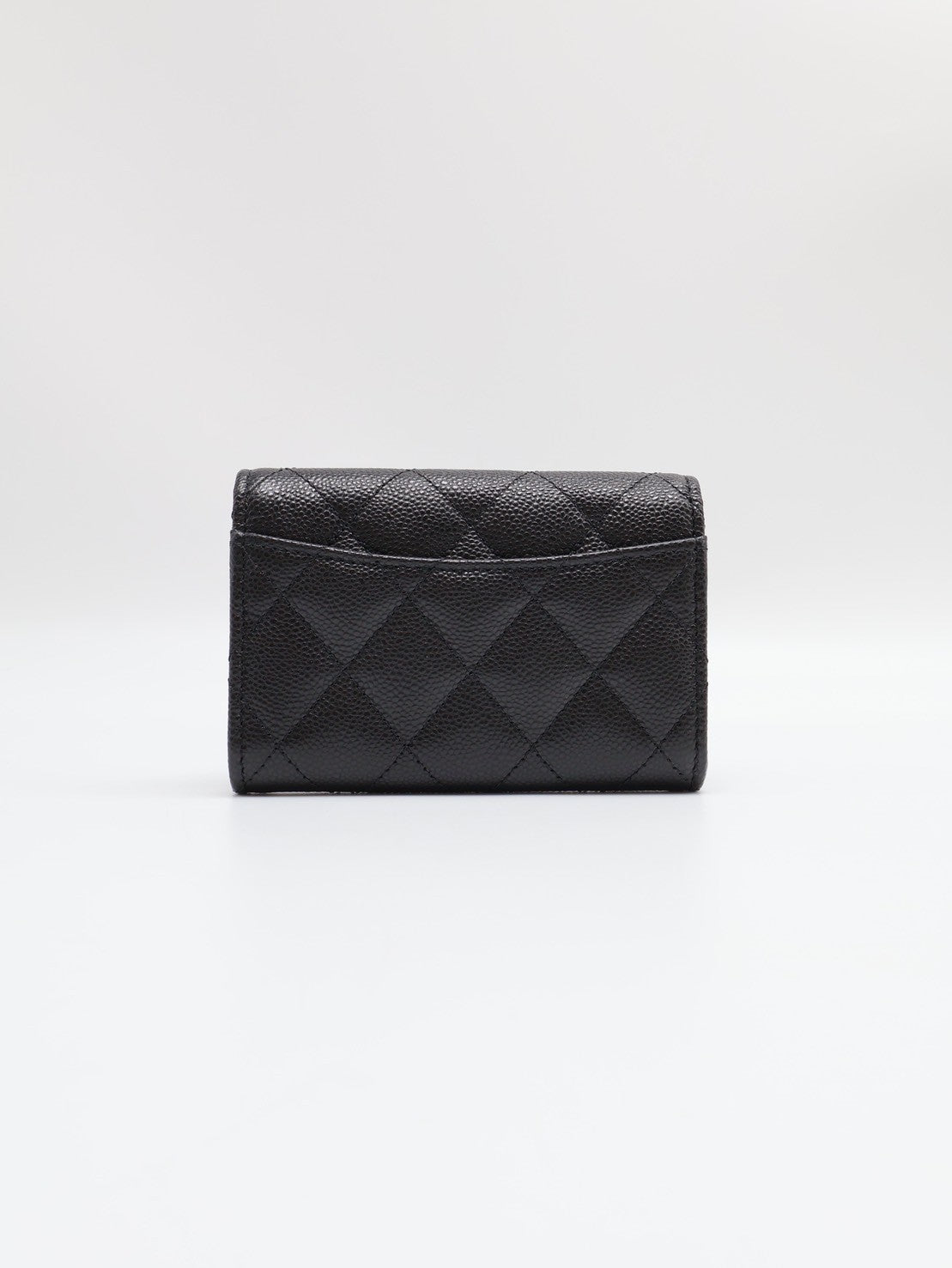 CHANEL 粒面牛皮拉鍊夾層卡包 - 黑金