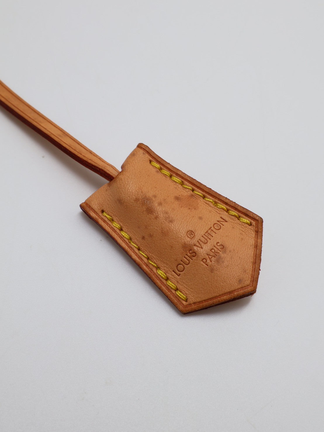 LOUIS VUITTON Montaigne蒙田包 - MM
