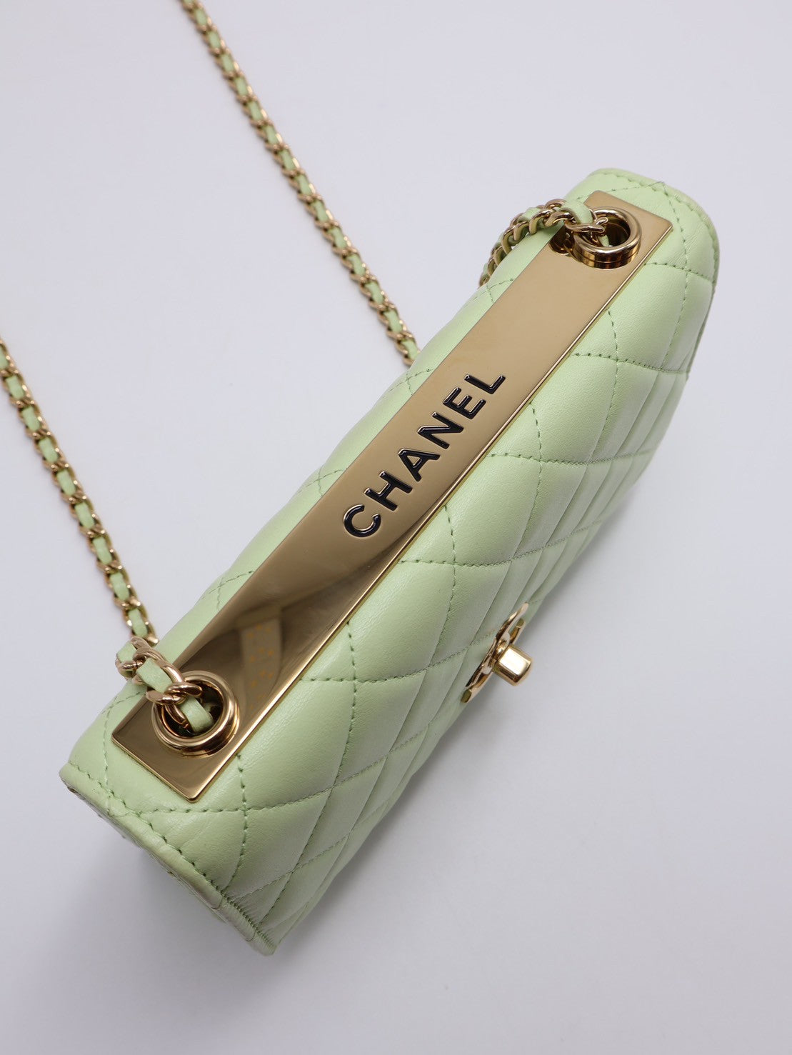 CHANEL Trendy WOC - 蘋果綠金