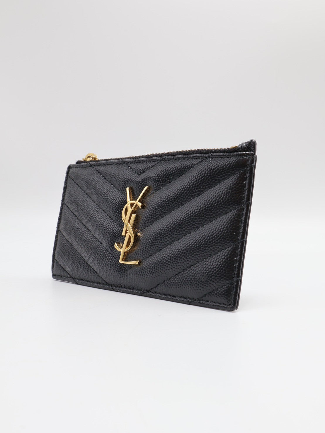 YSL Cassandre matelasse V字絎縫拉鍊卡包 - 黑金
