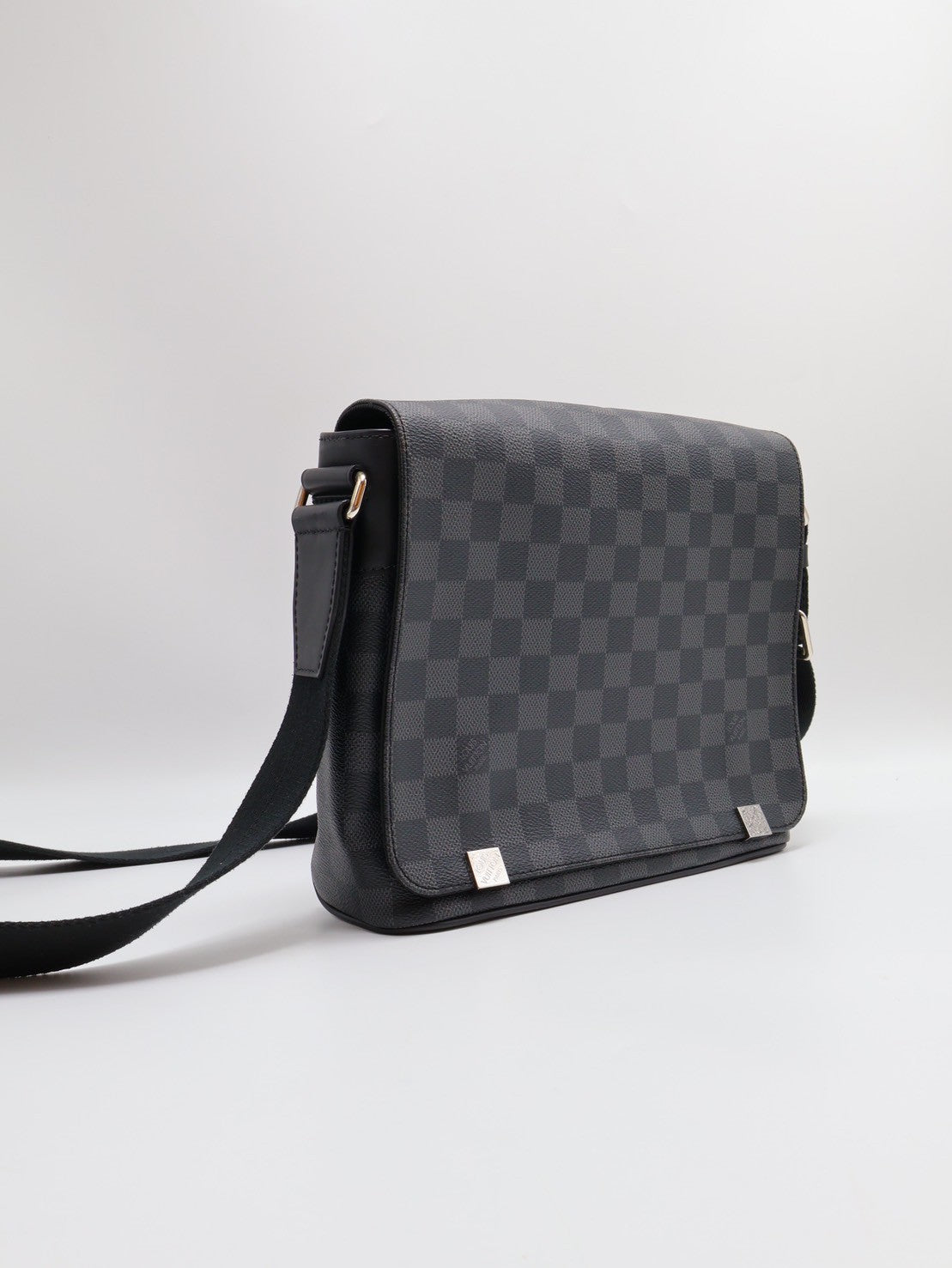 LOUIS VUITTON District棋盤格斜背包 - PM