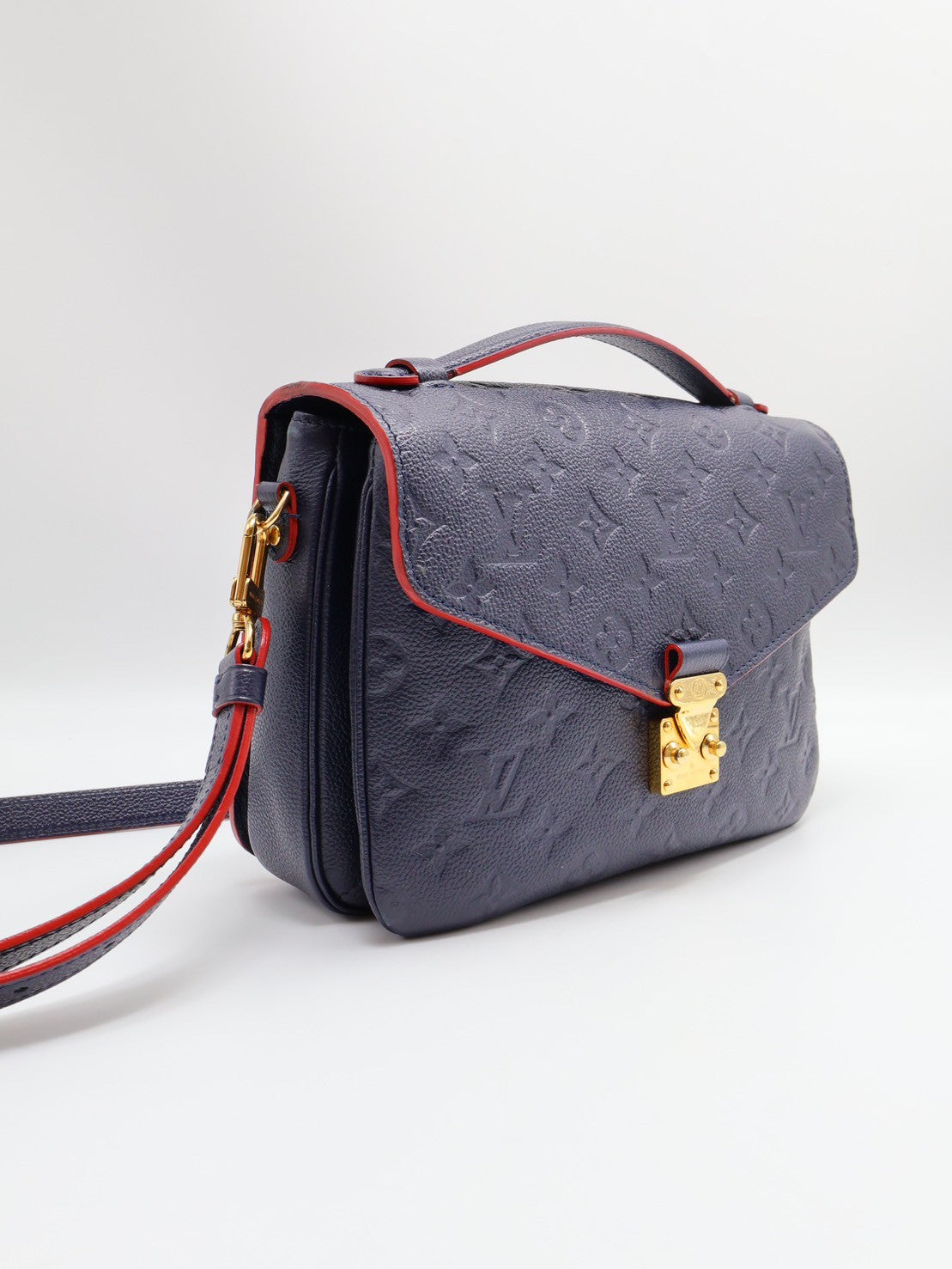 LOUIS VUITTON 壓紋牛皮郵差包 - 海軍藍