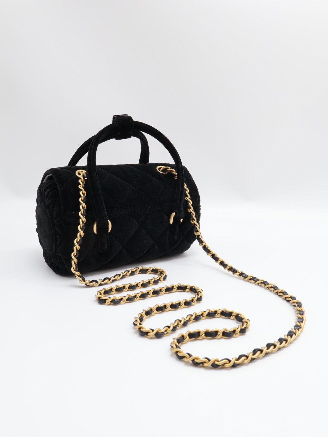 CHANEL 絲絨圓筒手提包 - 黑金