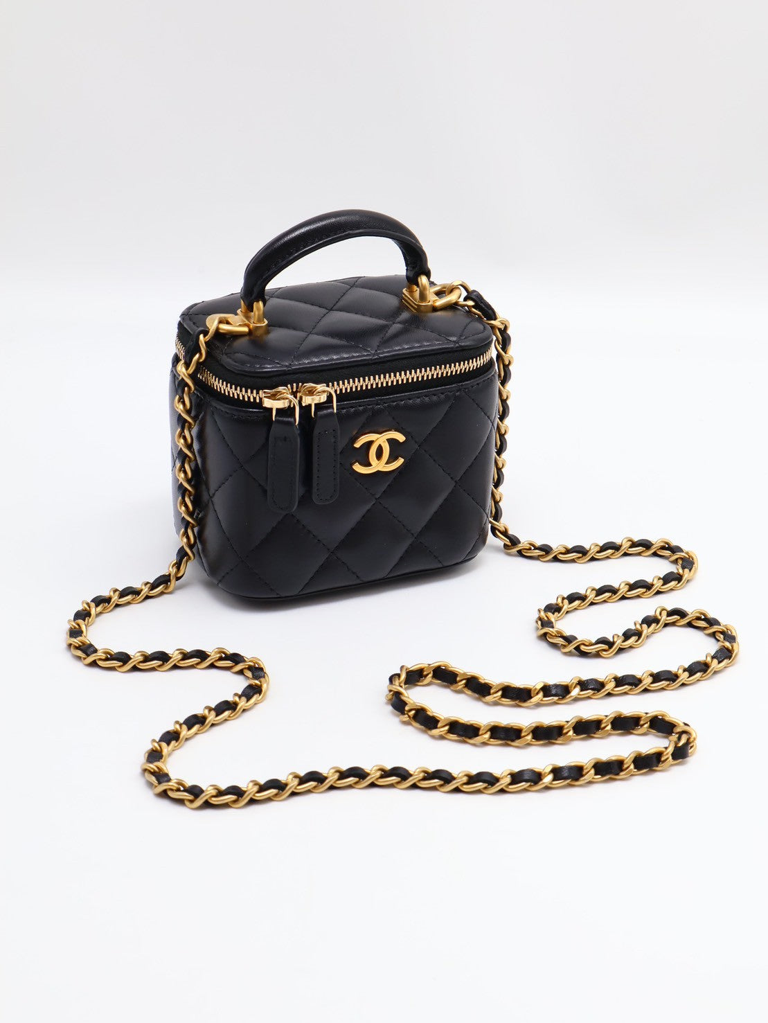 CHANEL Handle小盒子 - 黑金31開