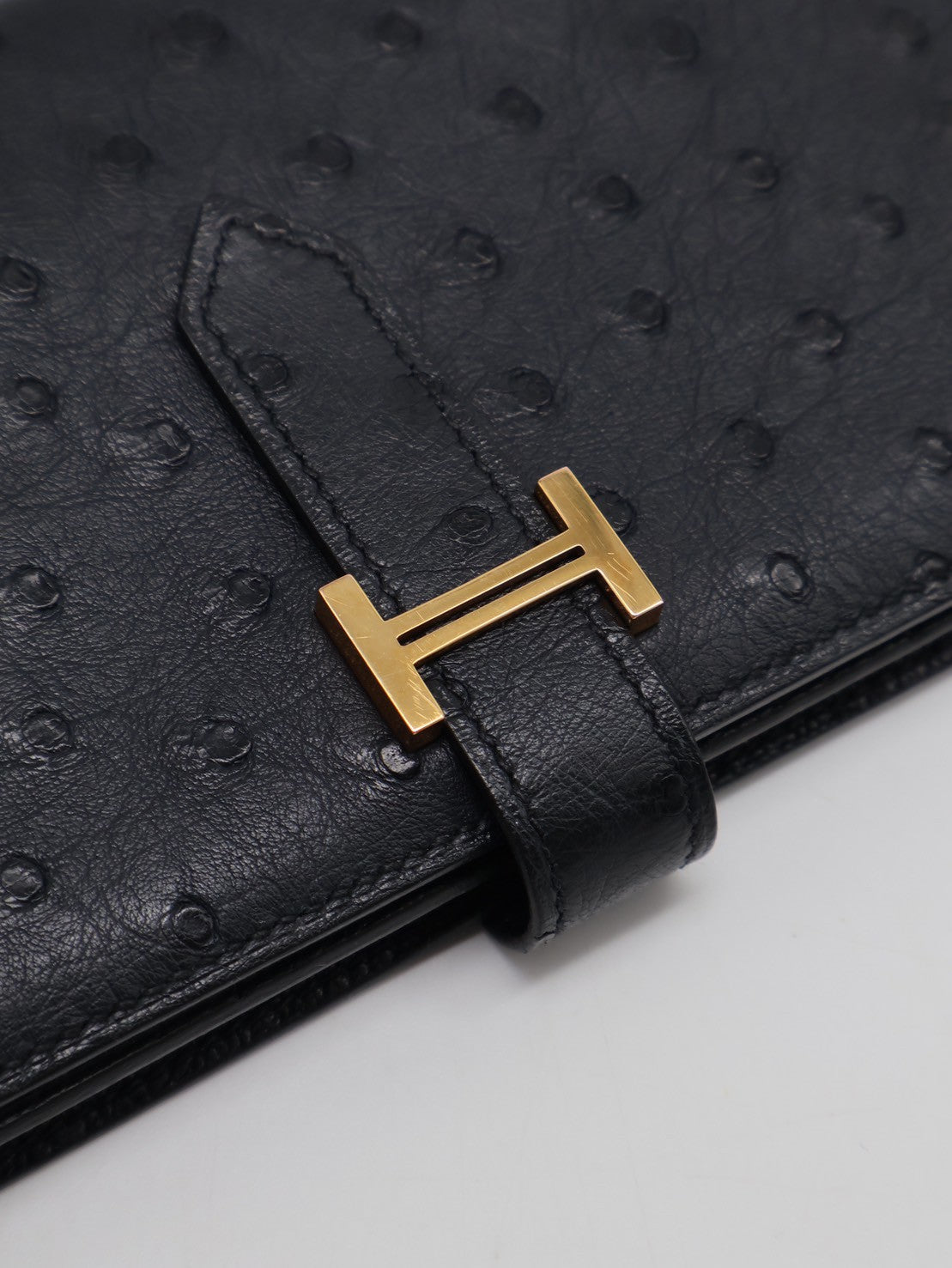 HERMES Bearn 長夾 - 鴕鳥皮黑拚午夜藍金 C