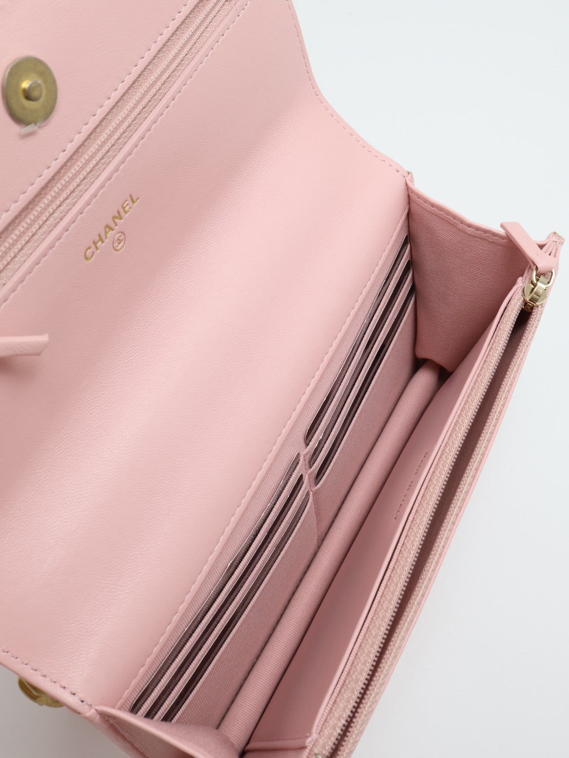 CHANEL 19 經典菱格紋雙色鍊WOC - 粉金